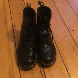 Dr. Martens